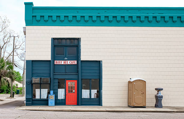 Best Porta potty rental near me  in Riverside, IA